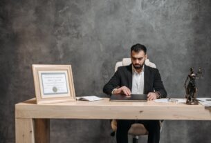 personal injury lawyer
