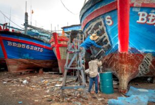 boat repair shop