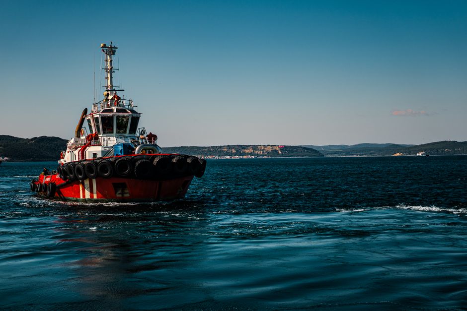 marine engine supplier