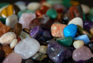 gemstone supplier